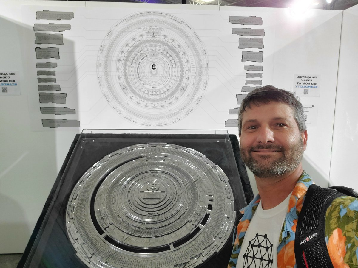 RAABX_dot_com's tweet photo. #Bitcoin #BitcoinConference 

Great time representing #Qtum at the Bitcoin conference‼👊🚀💪 https://t.co/MR984Vyu4A