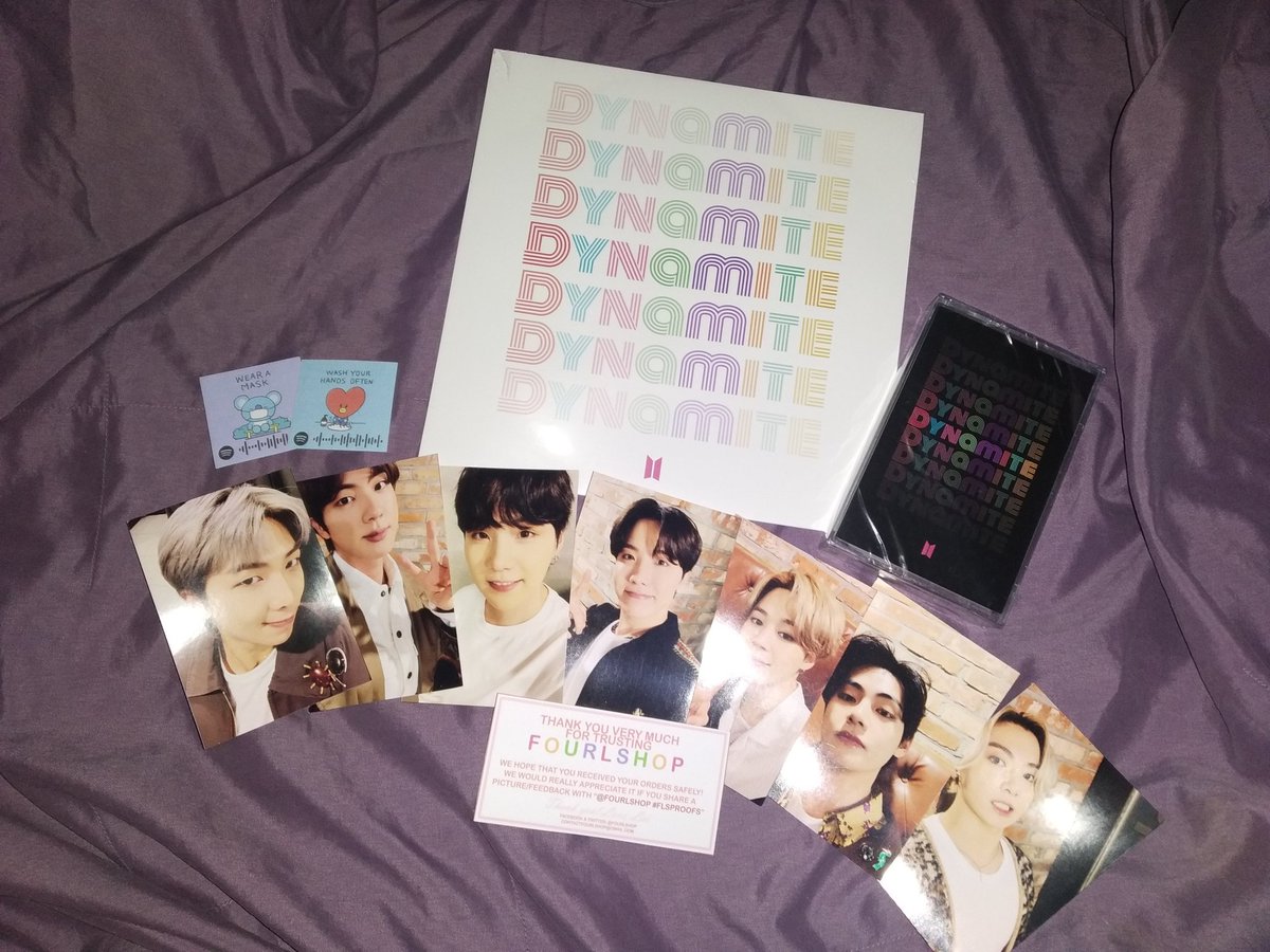 _nabiidesu's tweet photo. I got it last week pa pero ngayon ko lang na unwrap. Thank you bby 💖 One of my most trusted 💜 @fourlshop 💜 Ang daming freebies huhu walang palya https://t.co/4WgUlFfukW