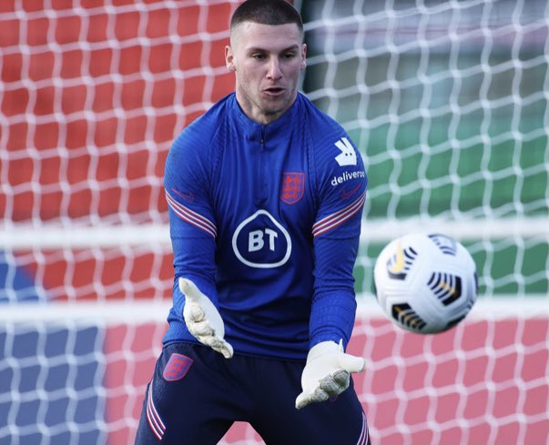 englandshirtbox's tweet image. If England keep a clean sheet today against Romania, we will giveaway an England Retro Mystery Shirt Box 📦👕🏴󠁧󠁢󠁥󠁮󠁧󠁿

To enter: 
-Retweet this tweet☑️
-Follow us (@englandshirtbox)☑️

GOOD LUCK!🏆