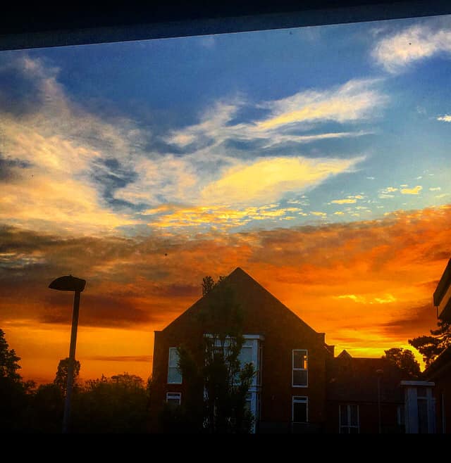 Stay humble. Show compassion. Radiate humility. Love overcomes every single time! Have #Faith. 
<a href="/JasonLond/">Squirrel Bus</a>  <a href="/JoJoDiamonds/">JoAnn DiClaudio</a> <a href="/SimonettaLein/">Simonetta Lein</a> @CattMcCrear @momosaansd <a href="/LoriMoreno/">#InfluencerMarketing Host</a> <a href="/pip_says/">Portia Jones</a> <a href="/always5star/">Always5Star</a> <a href="/Cheryl_L_Hyde/">Cheryl L. Hyde, Author/Writer</a> <a href="/GCreason/">Gary Creason</a> #SundayThoughts #SundaySunsets <a href="/_sundaysunsets_/">SundaySunsets</a> #DDay77