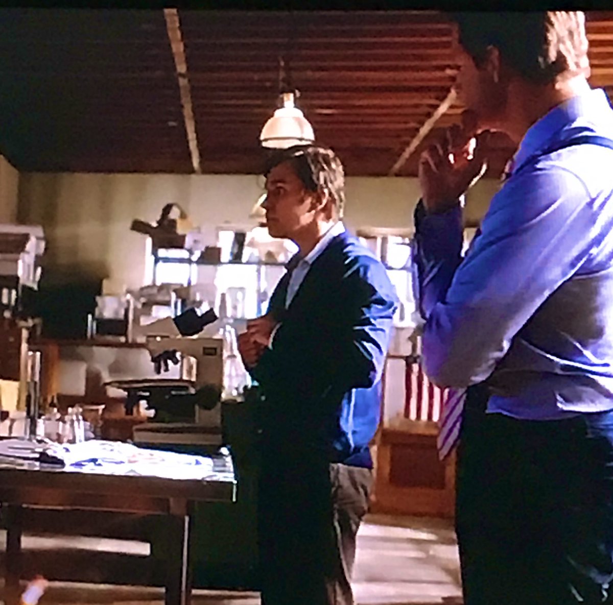 ChicadeeB's tweet photo. Norman has a list of buckets…🪣🤦🏼‍♀️😂😂#ofcoursehedoes @wonya @geoffgustafson #LostWithoutYou #POstables @RandPope @hallmarkmovie https://t.co/3JT0vssuI3