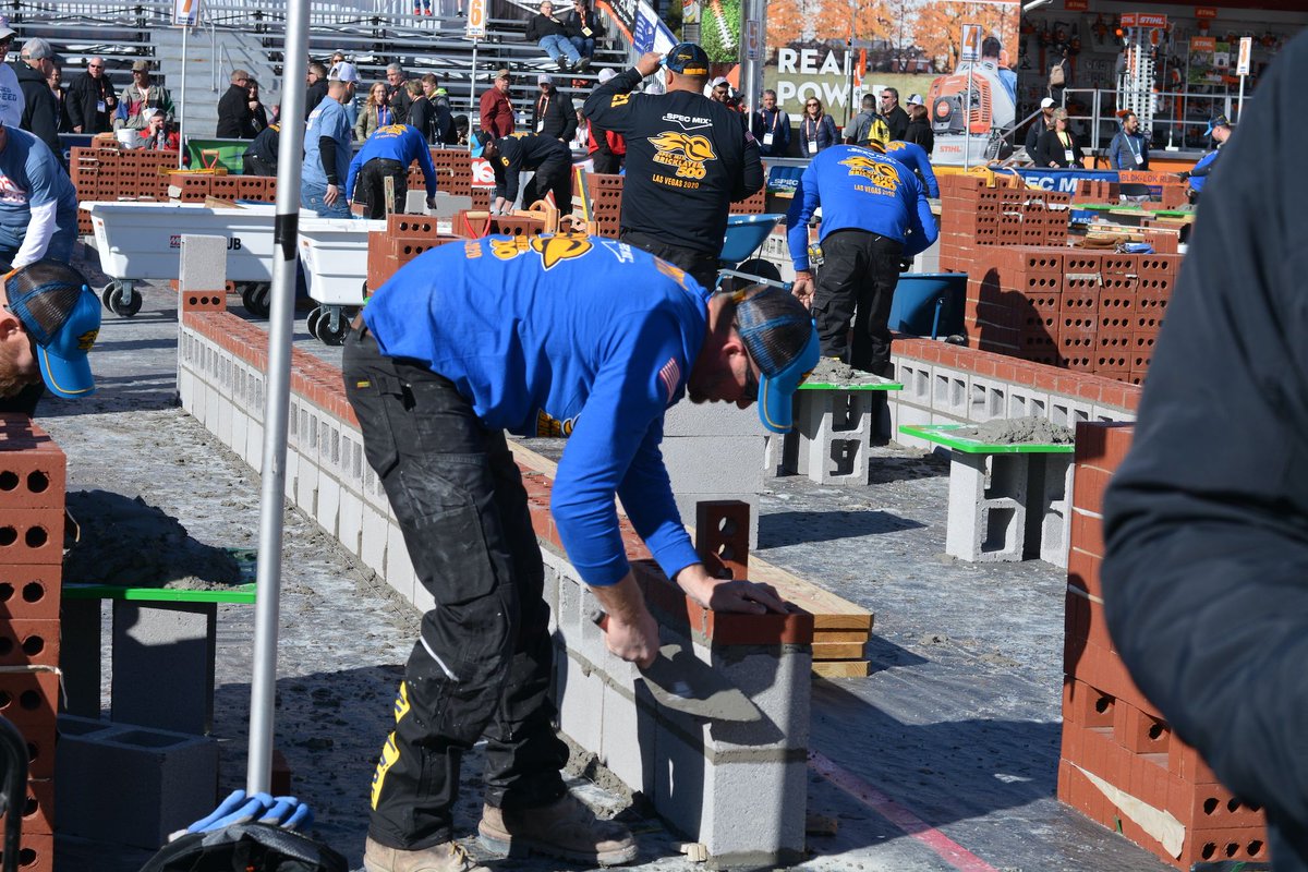 troweltradesinc's tweet image. Which are you most excited for? 
 - #SPECMIX Toughest Tender 
 - #MCAA Fastest Trowel on the Block
 - #SPECMIX Bricklayer 500

Comment your favorite below! 

Don&apos;t miss any of these exciting events - check out the #MCAA live stream here: …