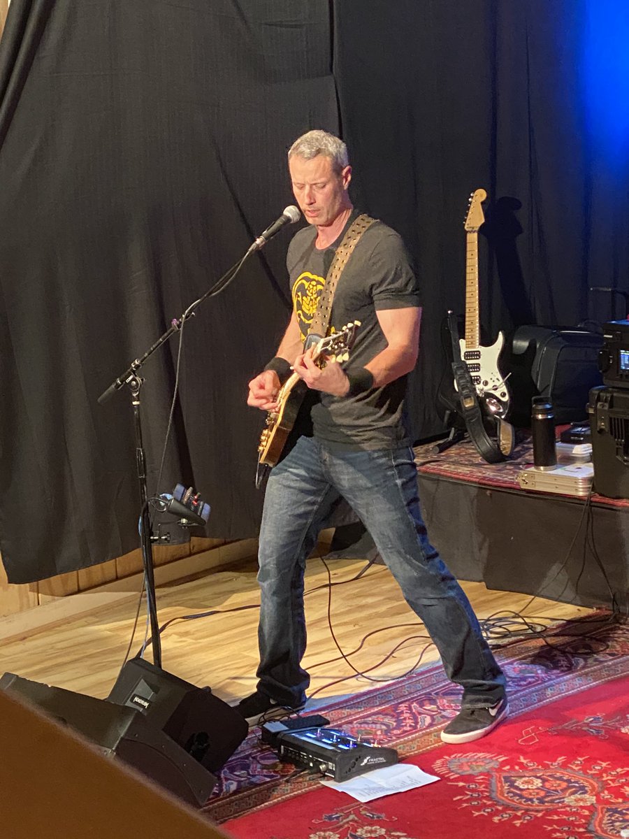 NoDrinks4Jimmy's tweet photo. Pics from the livestream last night. Thanks to #bluehouseproductions for a great experience!!! The livestream is archived on #YouTube search our channel.
#nodrinksforjimmy #versechorusrise #Livestream #LIVESTREAMCONCERT https://t.co/TrgQtajqQ3