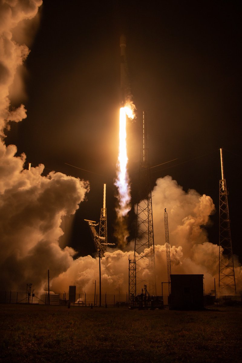 This is the second launch for #SiriusXM by #SpaceX.  #SXM8, more than twice the size and power of the first generation constellation, is expected to provide service to #SiriusXM customers for 15 years, possibly longer./tc
📸:<a href="/theresacross_/">theresacross</a> <a href="/SpaceflightIns/">SpaceFlight Insider</a>