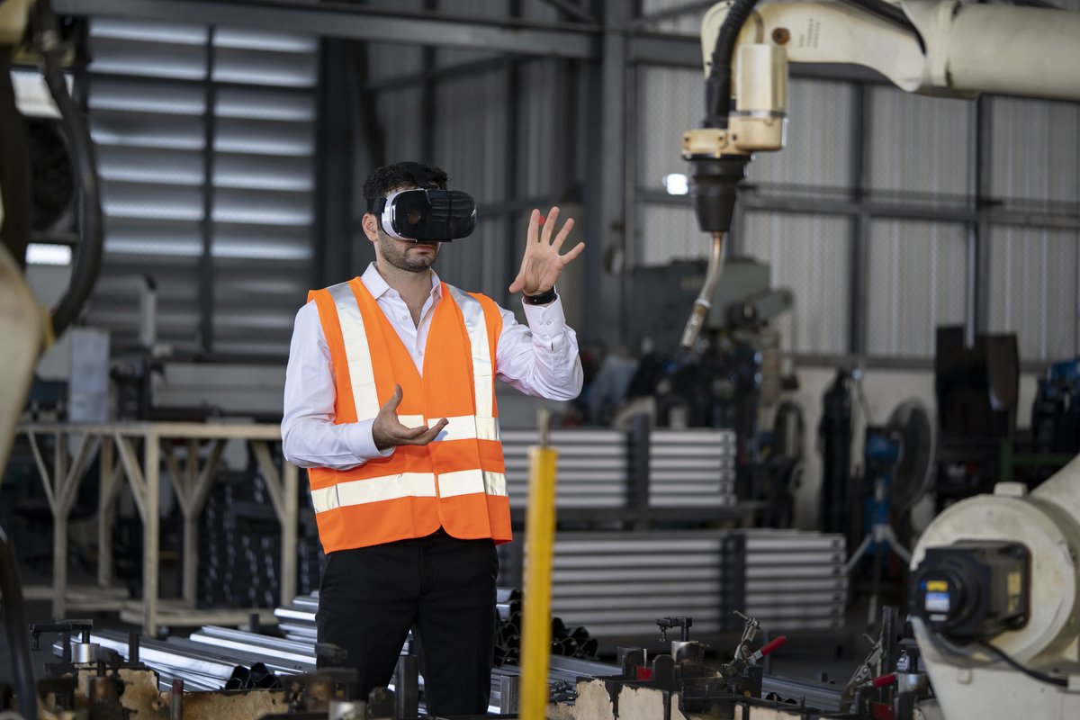 STEMROBOCUBE's tweet photo. VR is amazing to experience in a video game setting, but how is it being used in real life scenarios?
In the Automotive industry, VR allows engineers and designers to experiment with the look and build of a vehicle before going forward with a build.
#Robocube #VirtualReality https://t.co/4w7qIZOF9n