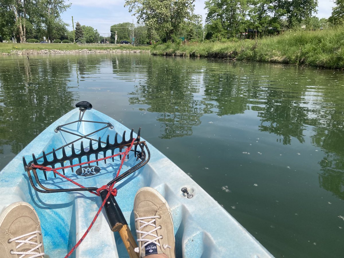 debjcody's tweet photo. Beautiful morning on Owasco Lake - with ⁦⁦@FLIatHWS⁩. Fun and informative! #InvasiveSpeciesWeek. https://t.co/7agRHvBuOh