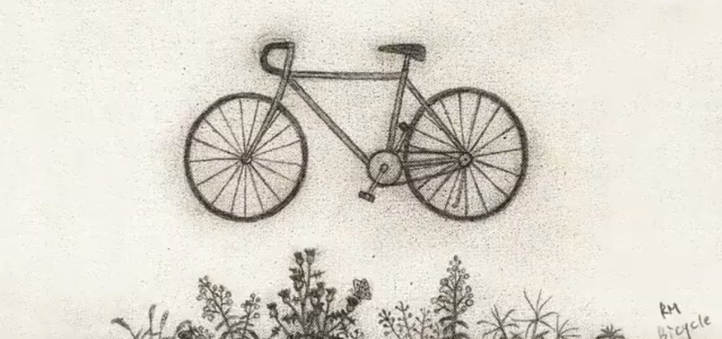 Aya32158's tweet photo. صوت نامجون الهادي وجمال اغنيته وكلماته بيثبتلنا انه اعظم قائد في الدنيا😭💜💜💜💜
#Namjoon 
#bicycle https://t.co/fLlhkfGMYt