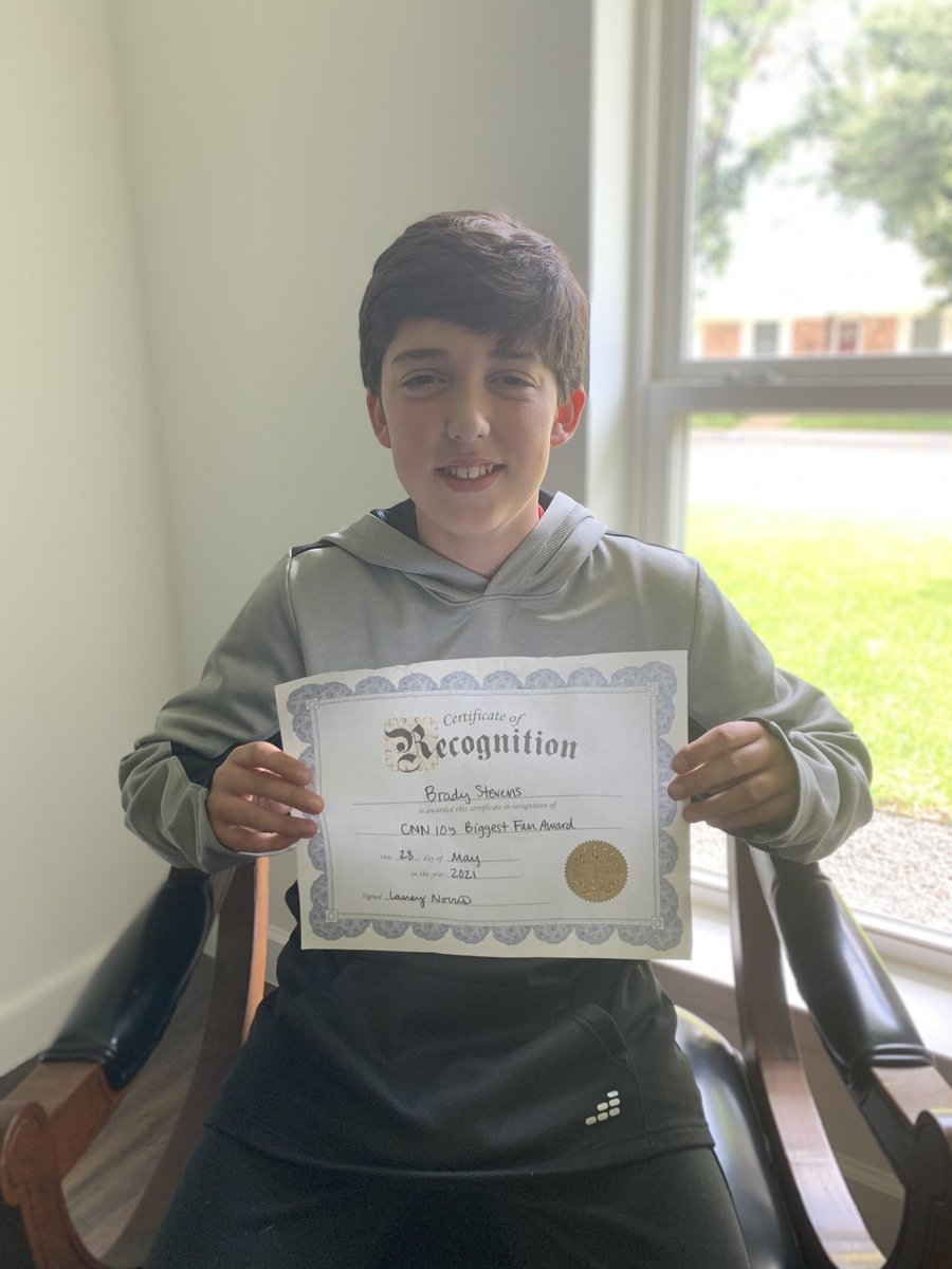 amandanstevens's tweet photo. @CarlAzuzCNN @CNN10 our kid is officially your biggest fan! Thanks for making the news accessible and fun! #risdgreatness #wallaceelementary https://t.co/MVsfxbpI42
