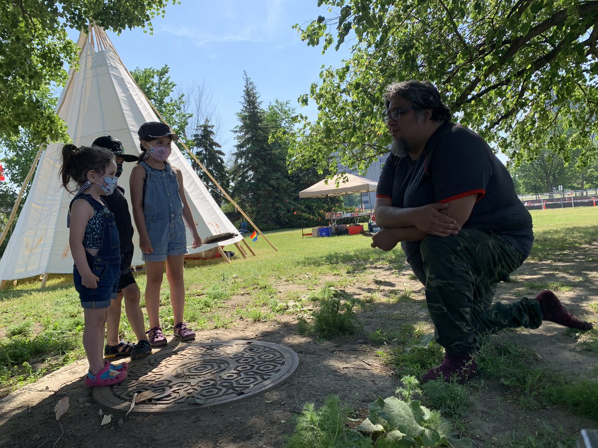 tbeau27's tweet photo. Our #sundaymorning brought #beaufam to #remicrapids and the #tipi where #CBeau #RoBeau and #SEBeau collected #goosefeathers for the #camp and we #helped do some #chores important #gifts and #teachings were shared #sacred #community #indigenous @beauchamplinds https://t.co/ooQPxqCHLC