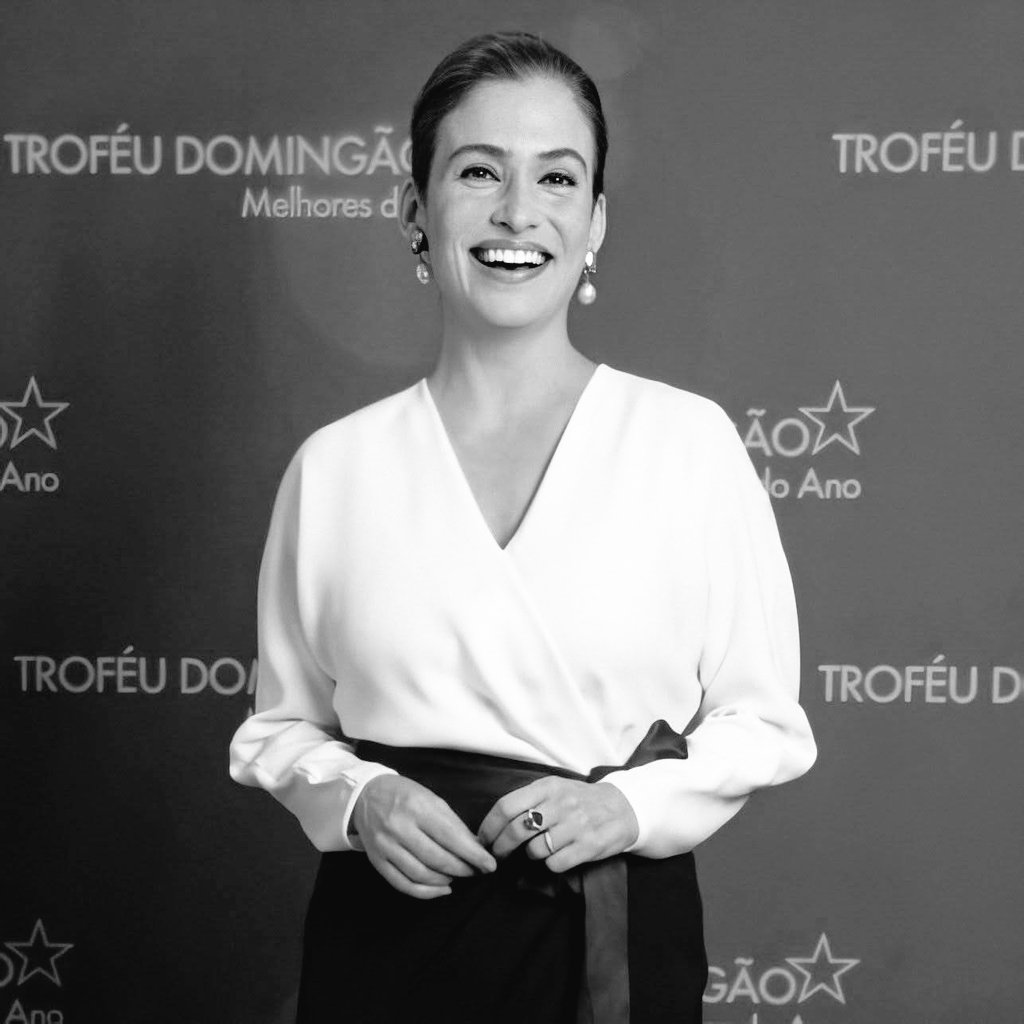 Acervo Renata Vasconcellos (@AcervoReVascon) / Twitter Acervo Renata Vasconcellos (@AcervoReVascon) / Twitter