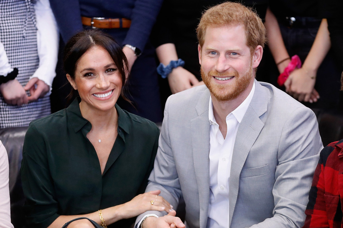 PageSix's tweet photo. Prince Harry and Meghan Markle welcome baby girl named Lilibet Diana https://t.co/V16zIZW8yx https://t.co/US4FYP3nG7
