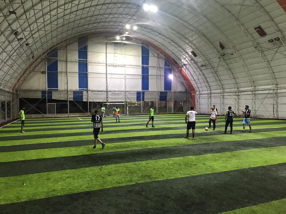 Genç Kızılay Kovancılar ekibi olarak bugün bağış yapan gönüllü esnaflarımızla yeşil sahada kapışarak  keyifli anlar yaşadık. #iyigeleceksin #sensizolmaz #izbirakanol