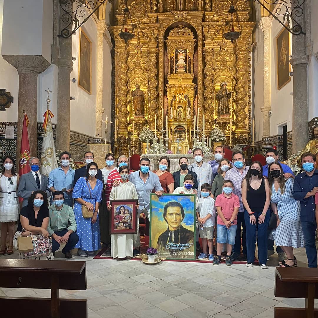 6 de junio San Marcelino Champagnat: Profes, animadores, padres, alumnos, hermanos...día en familia Marista.💜💜💜

#SanMarcelinoChampagnat #MaristasDespierta #Maristassanlucar