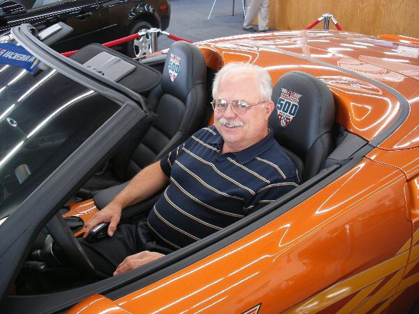 Hasty3233's tweet photo. Just realized I am rapidly approaching the time frame of purchasing one of key items required for anti-aging.  ‘88 corvette or a Trike.  Either way the gold chains are already on layaway https://t.co/3z8rluoeCe