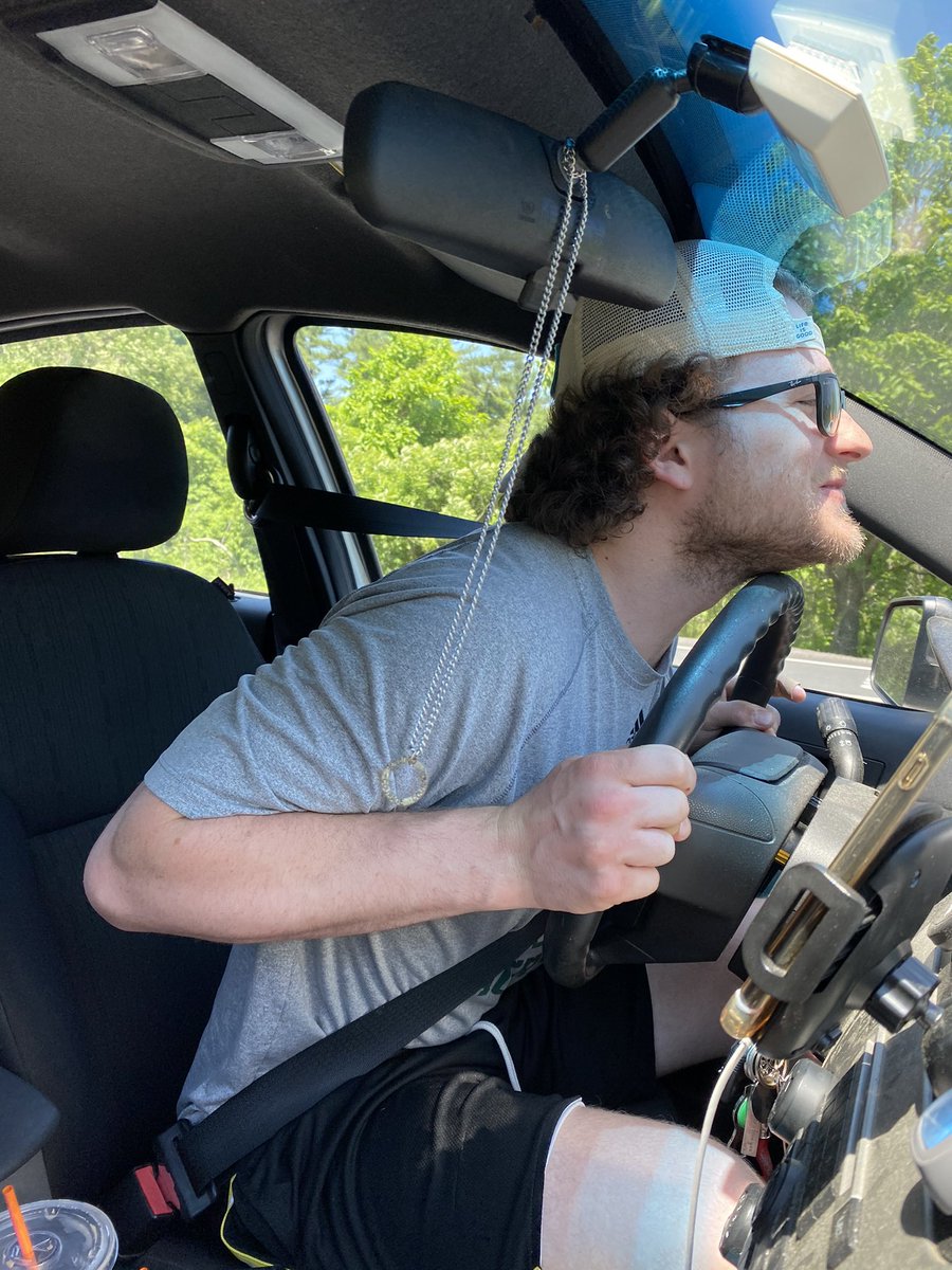 fuckyeahbean's tweet image. hot girls drive like this