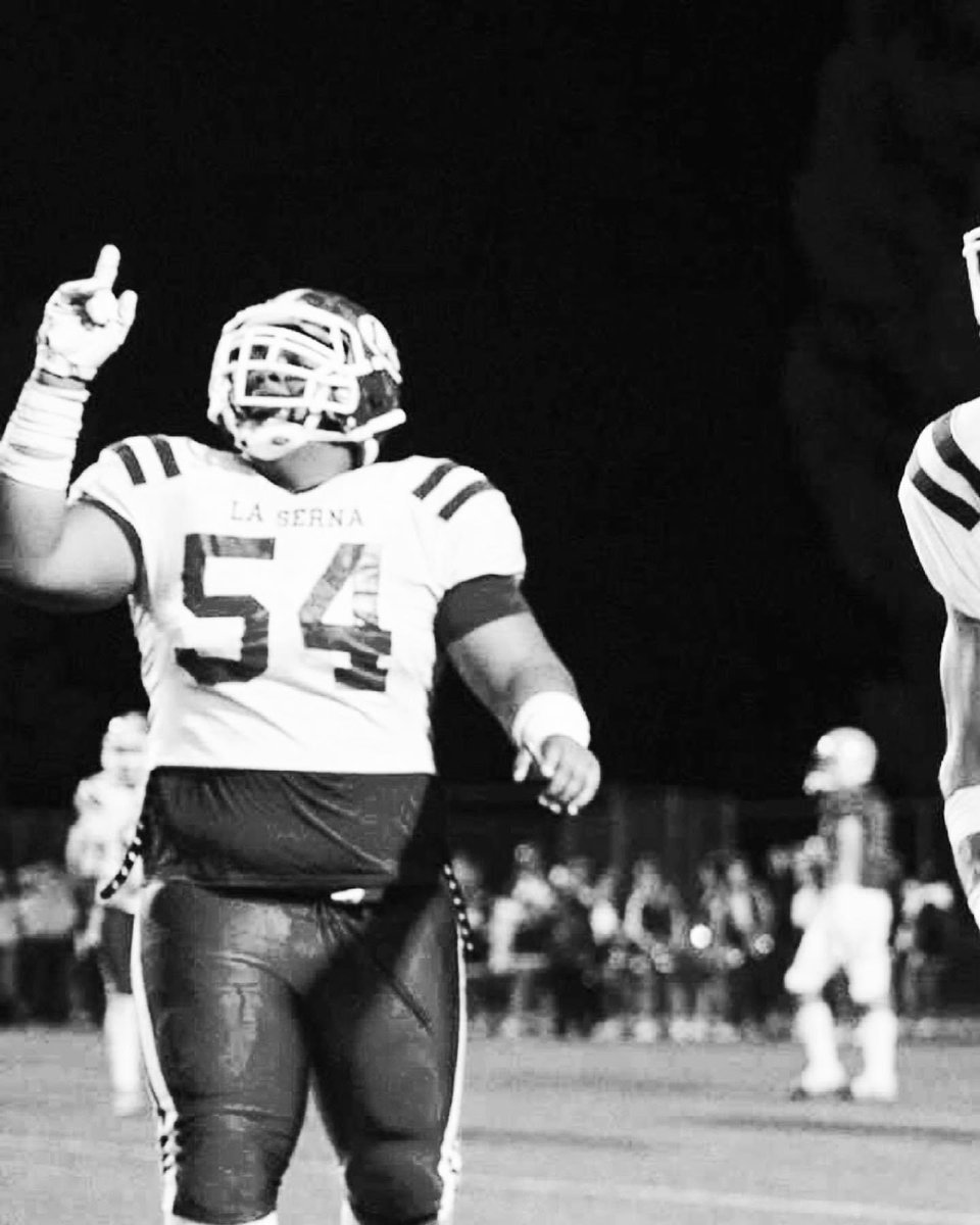SharvonfrmLB's tweet photo. I miss you so my Jeremy!! 4 years too long. Say his name! Share your memories with him. Never let anyone forget about him!!! #54forever #jeremystjulian https://t.co/dFqeqXhdPE