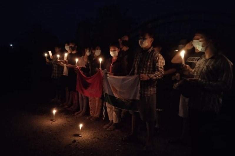 Students and activists gathered and staged a night protest in #MoeNyin city #Kachin on June 6. 

#June6Coup
#WhatsHappeningInMyanmar
#RejectCoupRejectASEAN
