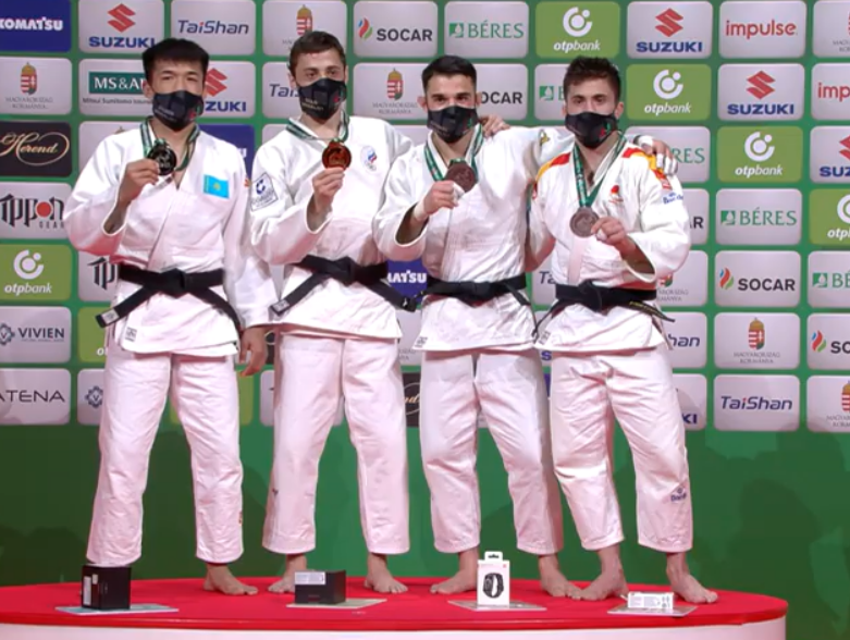 JudoInside's tweet photo. Yago Abuladze is the first Russian World Champion U60kg since 1995. #Judo #JudoInside #JudoWorlds2021 https://t.co/XB4LtluoCq https://t.co/gEniYvqk6p