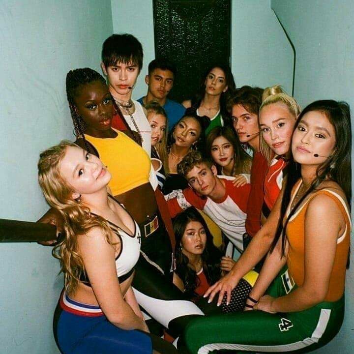 Bailey May BR tweet media