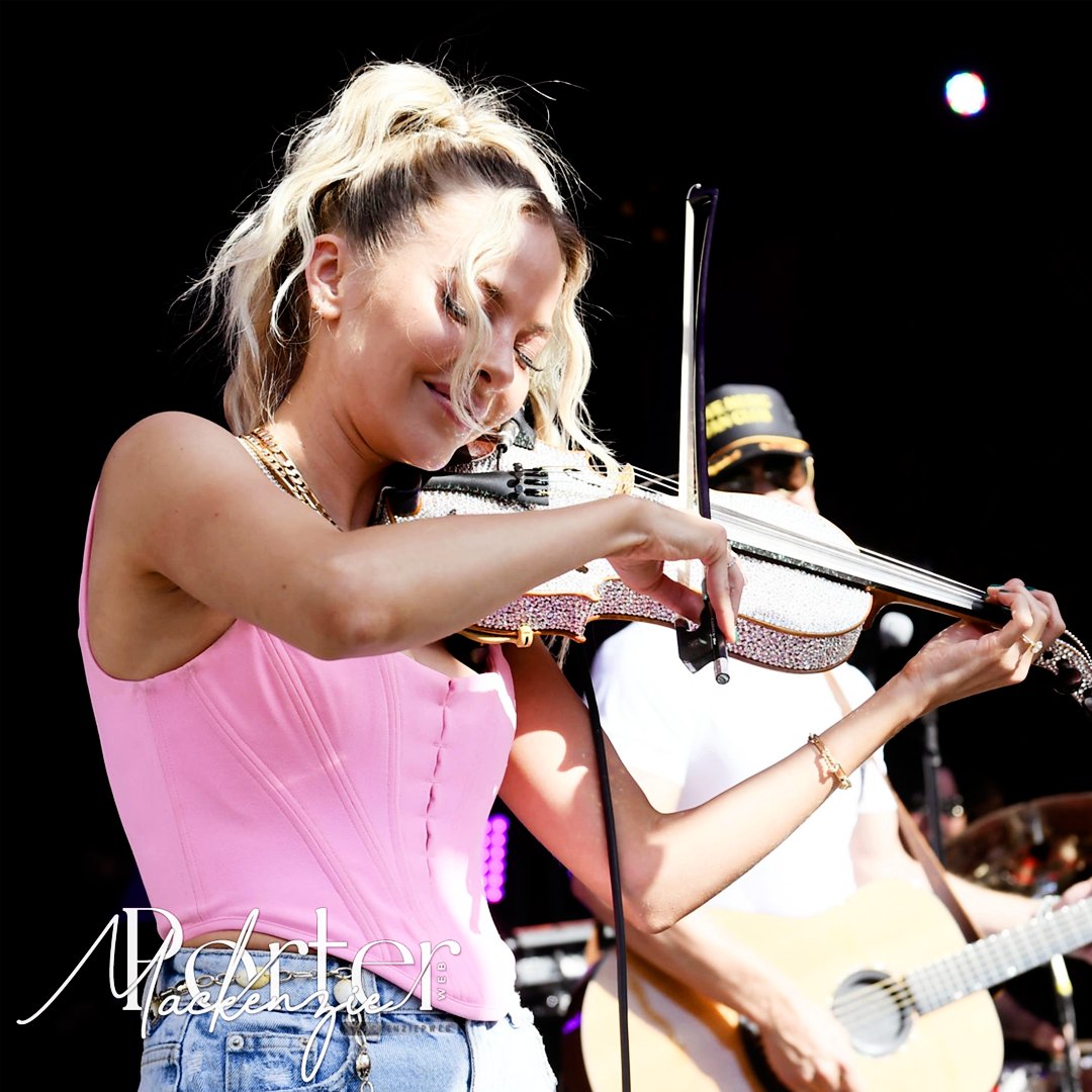 mackenziepweb's tweet photo. Pictures: Mackenzie at 'Cowboys &amp; Angels Pool Party' on June 04, 2021. // +22 high quality photos: https://t.co/TOcZ7KhPaV https://t.co/rDtHYCW4fu
