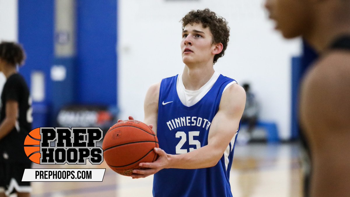 NorthstarAlex's tweet photo. .@ripcitymn advances over Lightning with a gritty 3-pt win in the consolation bracket! #NHRState https://t.co/aD5iuPA3Bz