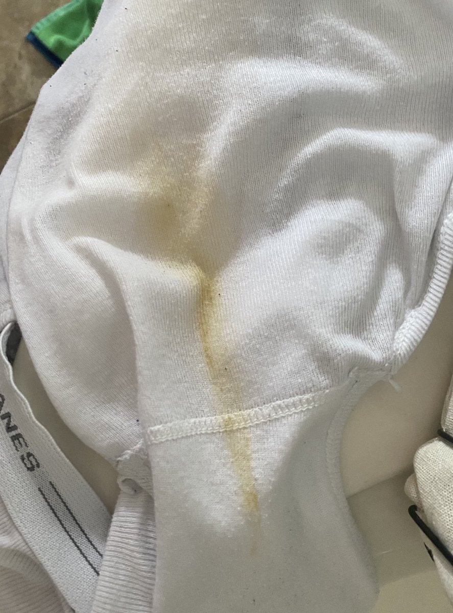 wetpantsguynash's tweet photo. I swear I wipe my butt. #muskybutt #skidmarks #dirtyunderwear https://t.co/PG5oqibqL0