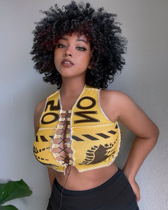hot girl summer vibes ☀️ https://t.co/qJPFOA0j08<a href="/tag/disney"class="tags"><span>#disney</span></a><a href="/tag/cosplayer"class="tags"><span>#cosplayer</span></a><a href="/tag/cosplay"class="tags"><span>#cosplay</span></a><a href="/tag/cosplayanyway"class="tags"><span>#cosplayanyway</span></a>