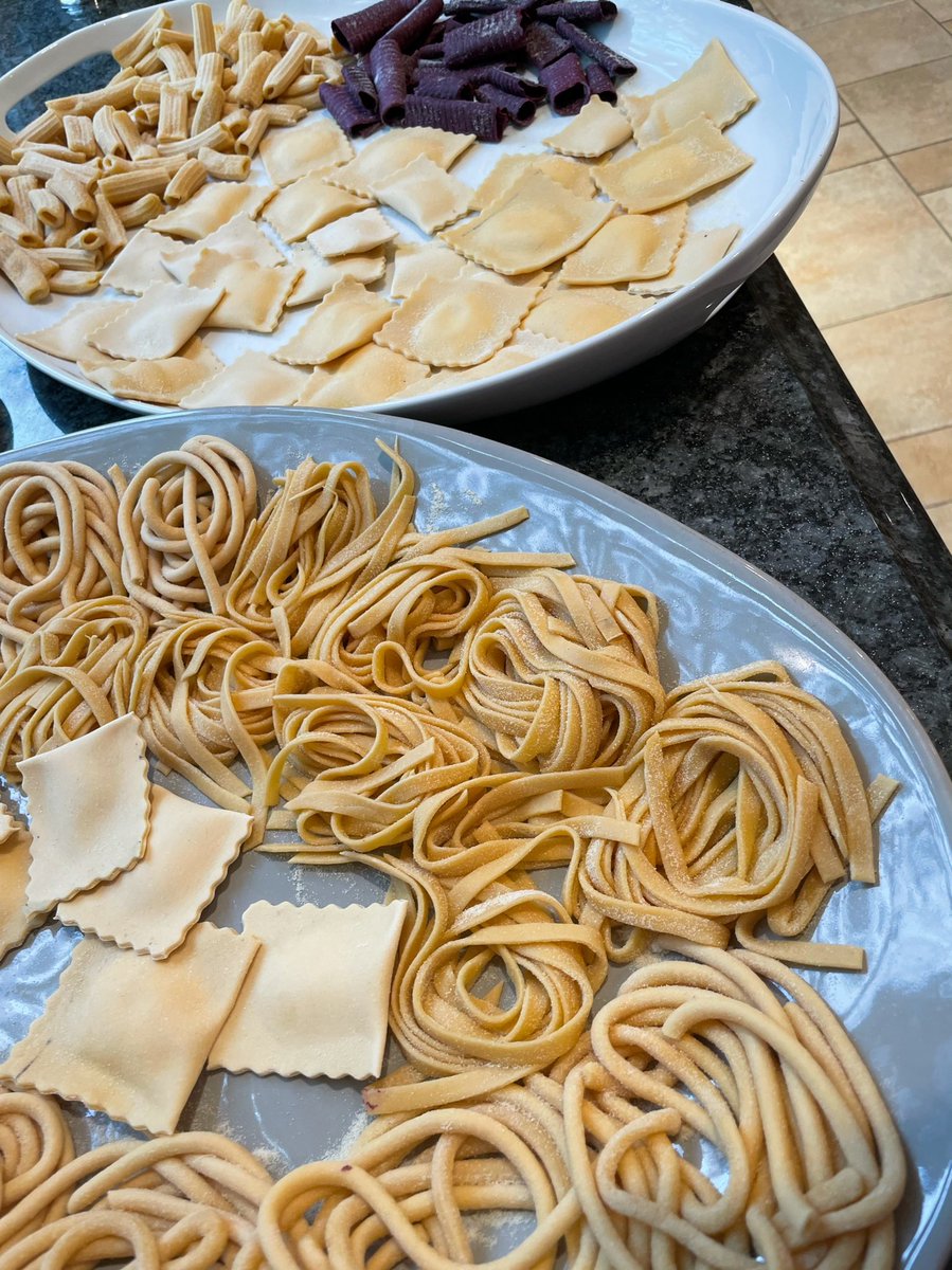DrForshee's tweet image. Some fun weekend #pastamaking! This time I’ve made ravioli, spaghetti, fettuccine, rigatoni and bucatini! Each time I try it gets better and better. Practice makes perfect!