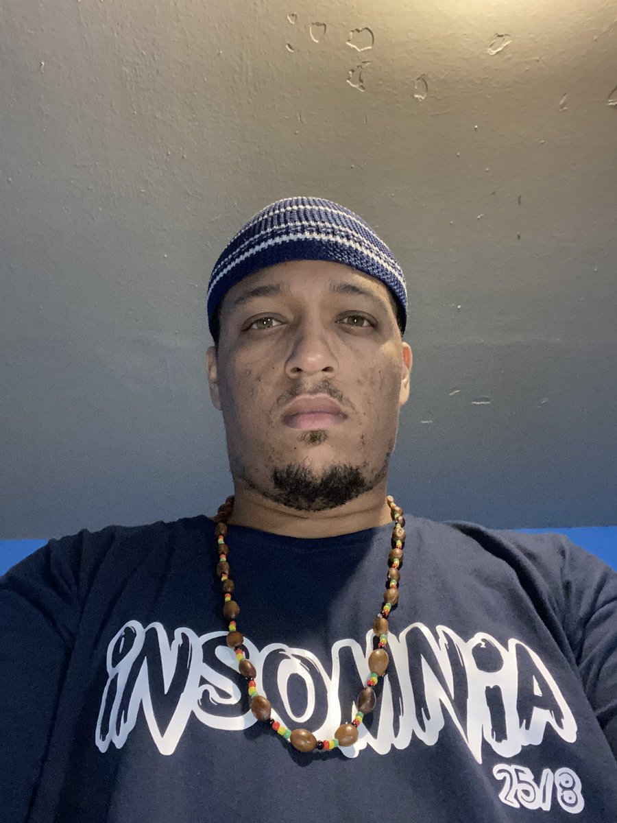 guddableezy_'s tweet photo. Owner!!! #insomnia #258 #insomnia258llc #hugginmoneyclique #ruwatchin #owner #ceo #blackownedbusiness #supportblackownedbusiness #blackentrepreneur #entrepreneur #support #brand #fashion #garments #clothing #tshirts #goods #urban #apparel #authentic #original https://t.co/TqbBZ8x7VD