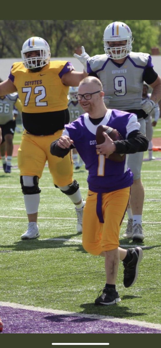 Random KCAC Athletes tweet media