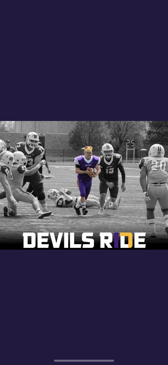 Random KCAC Athletes tweet media