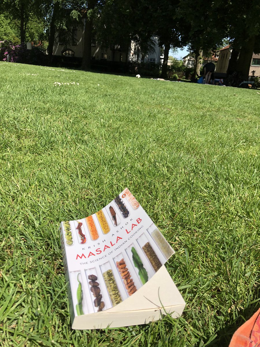 Meant2Beeee's tweet photo. Makes for a joyful &amp; informative reading experience on a sunny Sunday @krishashok #masalalab https://t.co/Ceoe9dCCg6