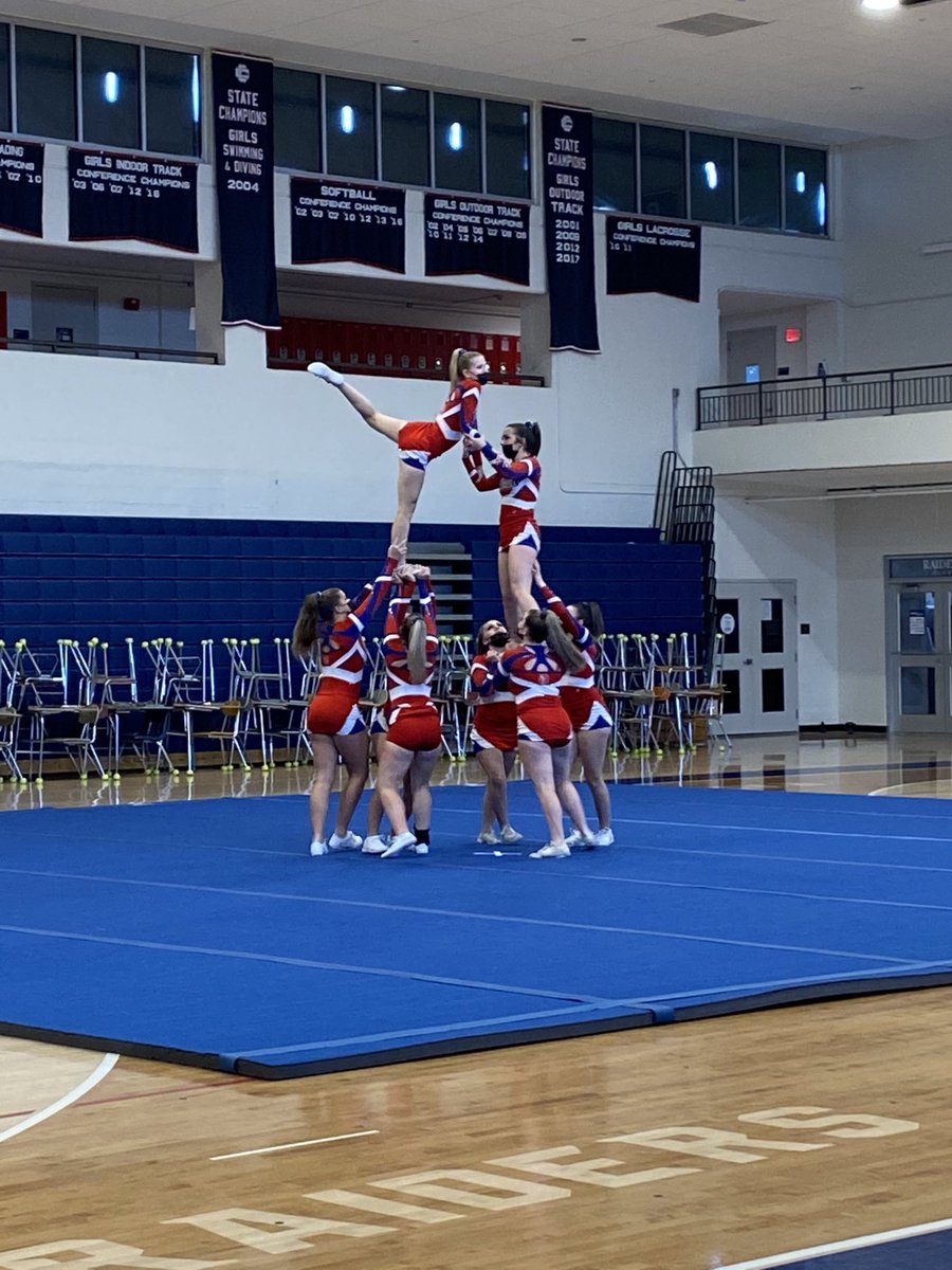 TMHS_Athletics's tweet image. Good work from Redmen Cheer at the MVC Championships