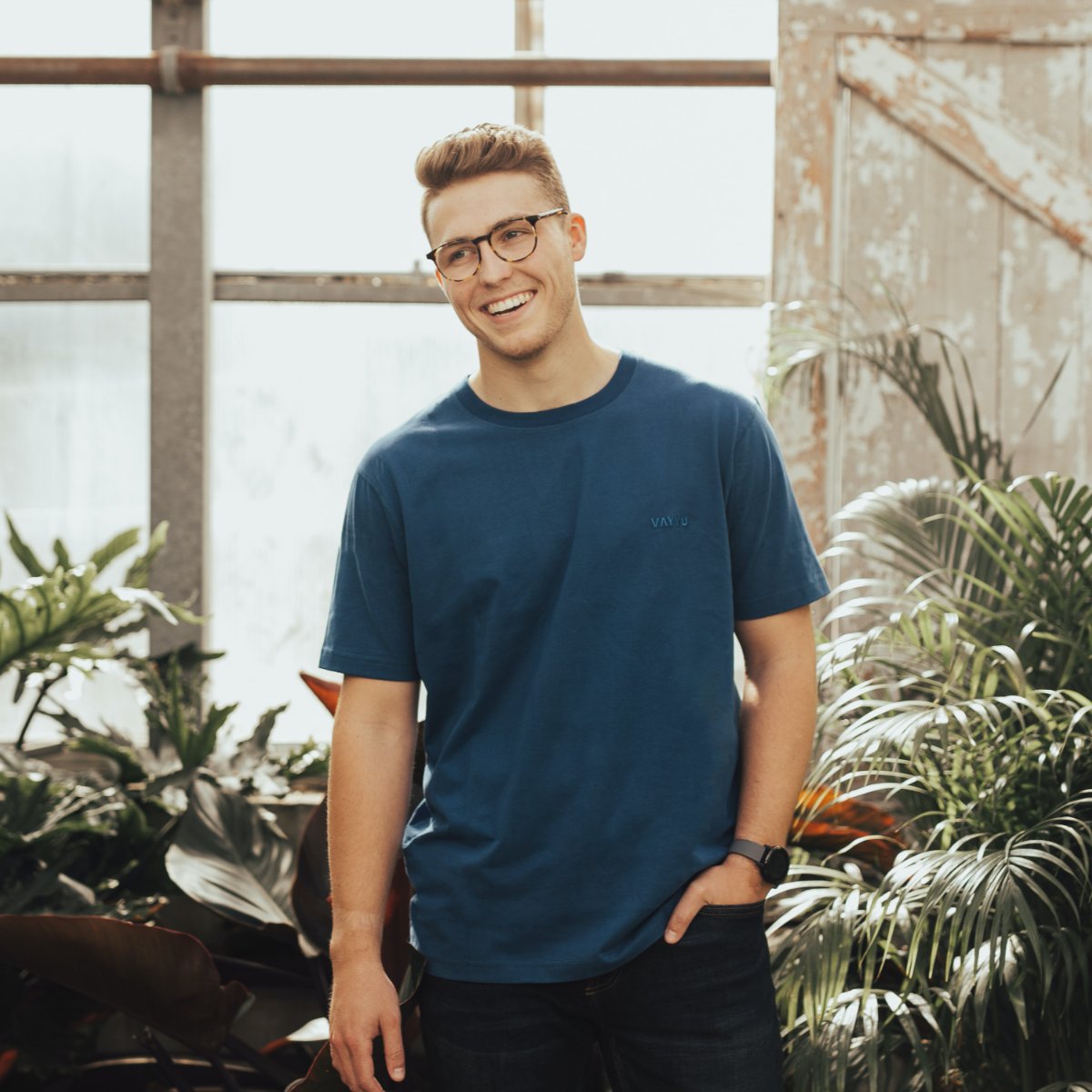 EFVCDeforest's tweet photo. In honor of National Eyewear Day, take stock of your glasses collection and ask yourself if each pair is still fulfilling your eye-care needs. If not, it might be time for an upgrade. https://t.co/HaPEtJzLgl