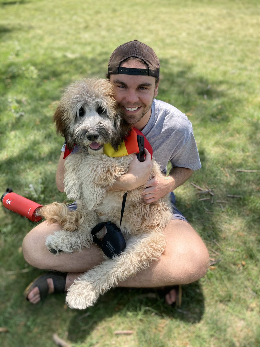 BackmanTalia's tweet image. Happy pride everyone❤️🧡💛💚💙💜🖤The pups are #allys
