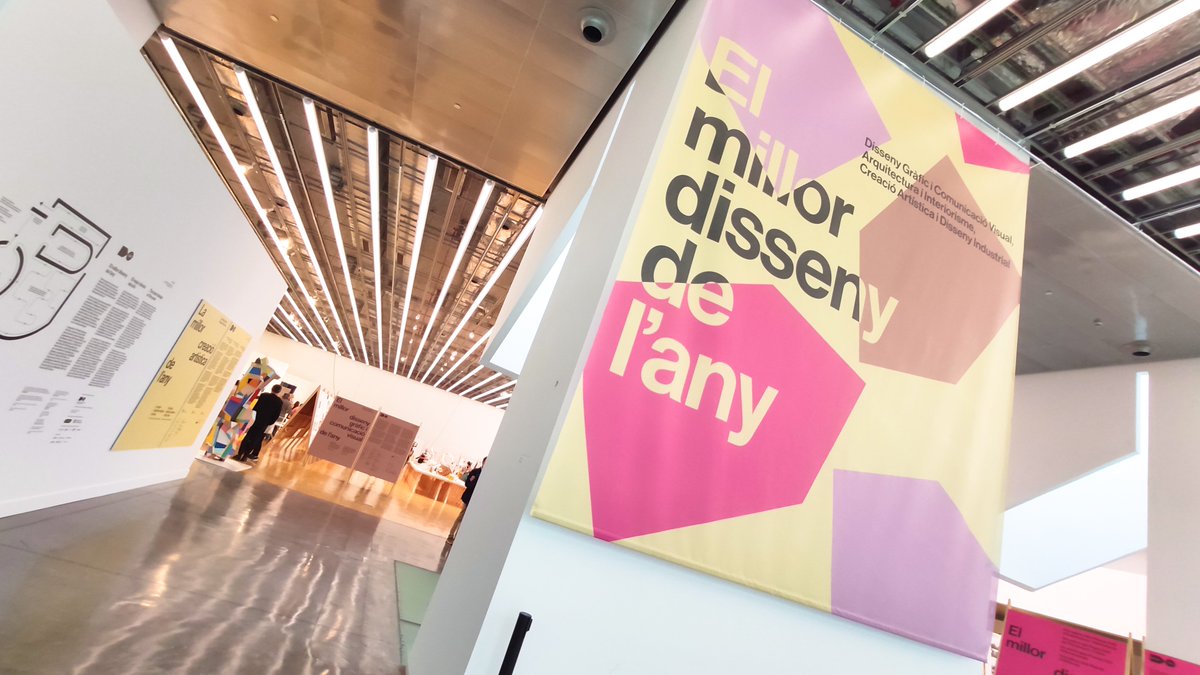 autofabricantes's tweet photo. ¡Somos finalistas en la categoría #cultura de "El mejor diseño del año" de la #ADIFAD!🥳
👀Estamos en la expo de @dissenyhub BCN. Donde se pueden ver algunos de los gadgets de #SuperGiz, el proyecto en el que diseñamos prótesis, para niños y adultos, durante tres talleres. https://t.co/IgesNjcOOy