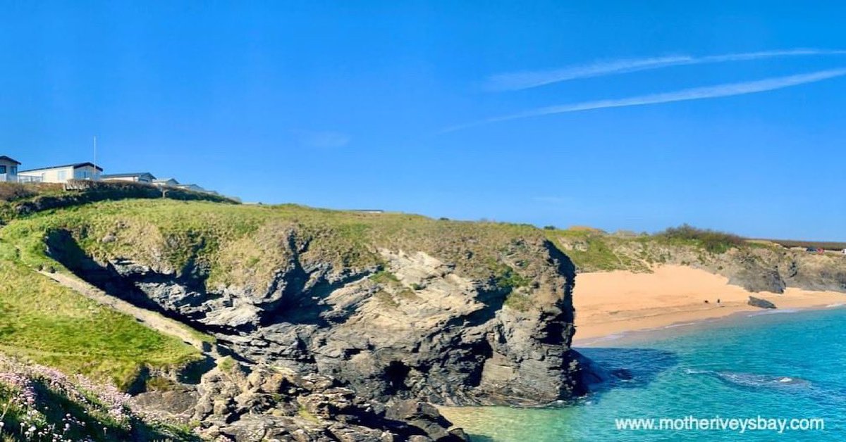 #RosamundePilcher is one of #Cornwall’s most famous authors and her books have been televised in #Germany, over 110 dramas being filmed in Cornwall? @motheriveysbayholidaypark near #padstow was used as a setting in 2007 to film ‘Four Seasons’, featuring #TomConti and #MichaelYork