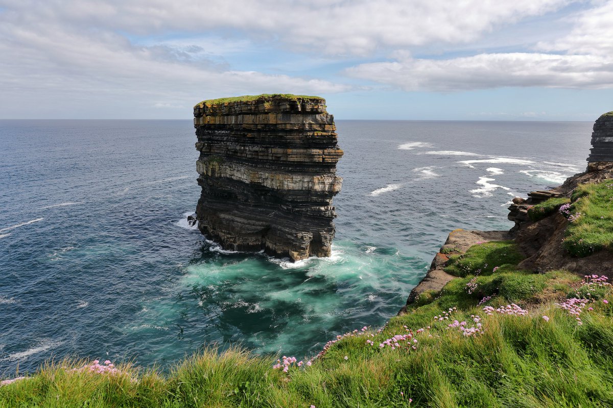 ZhangChaosheng's tweet photo. Downpatrick Head, Mayo, Ireland https://t.co/r8YQRWCbo2