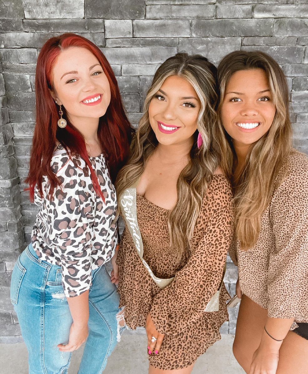 limemarieta's tweet photo. much luv for some of my girlies 💕 https://t.co/bIgNZi3BMi