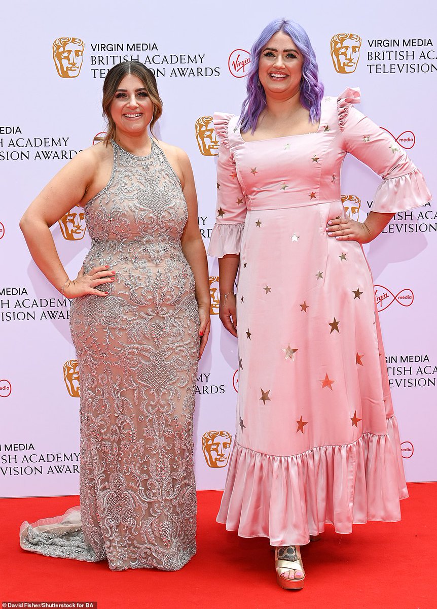 REXdavidfisher's tweet photo. Tonight's @BAFTA
 #redcarpet #baftas2021#tvawards #ellieandizzie #googlebox #helenabonhamcarter #bradleywalsh #daisymaycooper #trevorcooper #paulcooper https://t.co/49OKJHvFhS