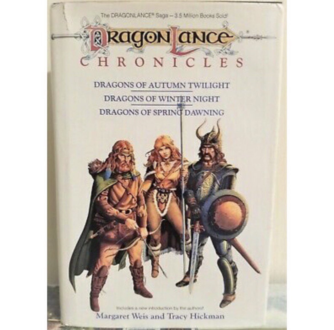 BugbearBrothers's tweet photo. An important part of my teenage years, I recently tried reading #Dragonlance Chronicles again. It didn’t live up to my memories to be honest, but there’s definitely enough great material for a movie (or 5e setting) #dndsetting #fantasyfiction https://t.co/yneVYgXy6T
