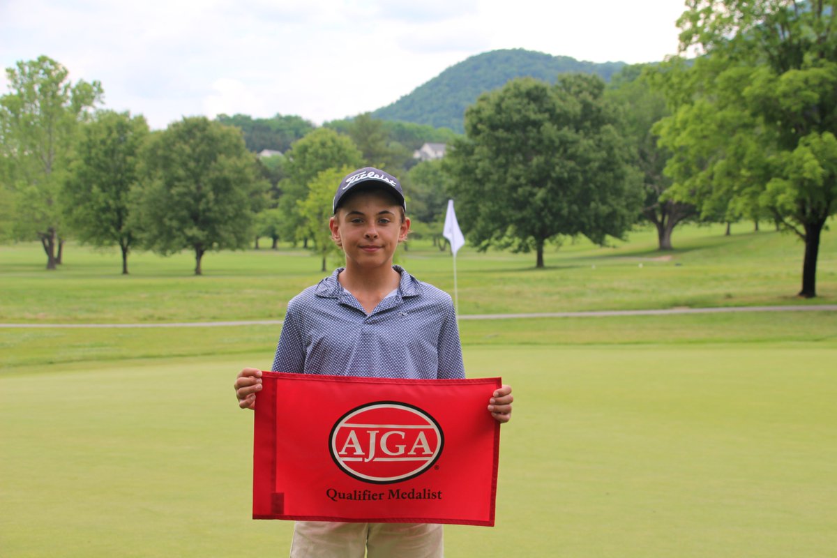 AJGAGolf's tweet photo. Congratulations Samantha Skinner and Major Ewing for claiming Medalist honors in #TheLantoJr Qualifier! https://t.co/x4EY5filOQ
