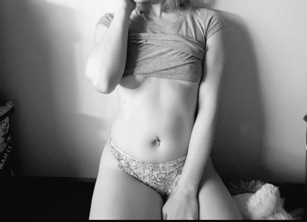 eVLfaiRi's tweet photo. Heeeeey https://t.co/aupOk6DFJl
Less clothes when you subscribe!
@OnlyFansLink @OnlyFansHero @thenobraclubsa #exotic #nudes #noods #onlyfansza #naked #nudegirl #nobra https://t.co/VskWo3IKTA