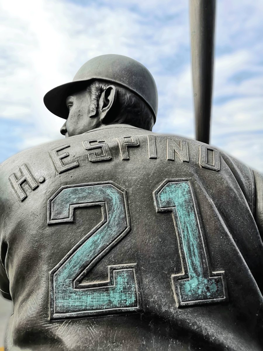 ¡Hoy celebramos la vida del pelotero mexicano más grande que ha portado los colores de los Sultanes de Monterrey! Feliz 8️⃣2⃣ aniversario del natalicio de Héctor Espino, una leyenda del béisbol mexicano. #YOSOYSultanes ❤️⚾️