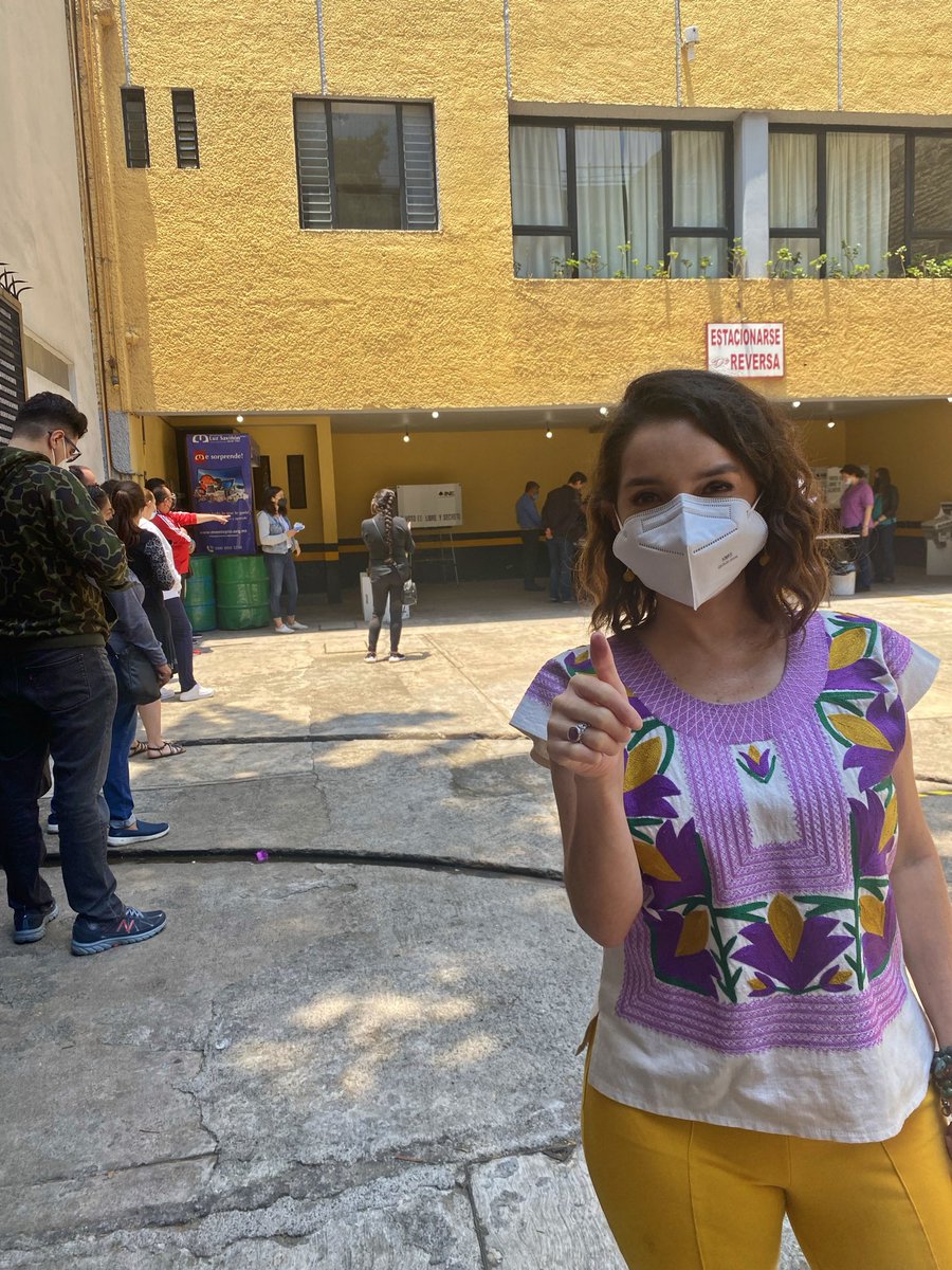✅ Yo ya y ¿tú?… 
Votar es un derecho y una responsabilidad como ciudadanos,⏱ aún estás a tiempo, incluso sí tu #INE se encuentra vencida, hay disposiciones por la pandemia que te permiten hoy votar. #VotaPorMexico 🇲🇽
