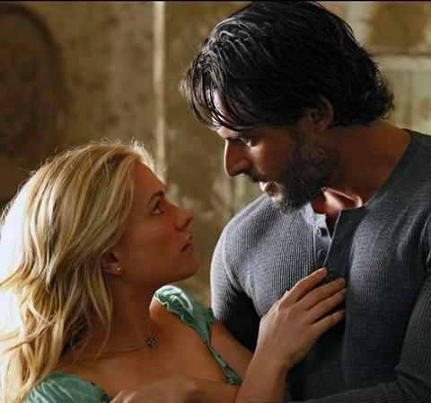 akashathedamned's tweet photo. Sharing this because it's hysterical. Poor Bill. I was #TeamBill until @JoeManganiello showed up in season 3. I switched teams and never ever went back. It was #TeamAlcide for four seasons. 🐺🐺 #onceyougopack #trubie https://t.co/L8iAzjFjCx