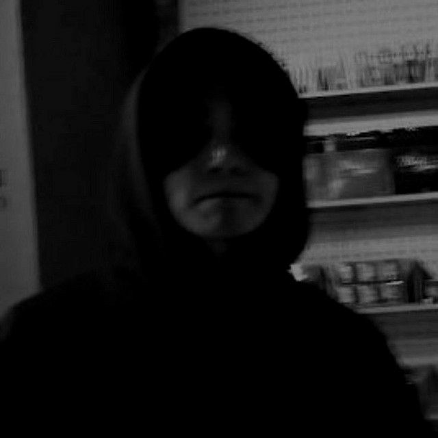 rimanleen's tweet photo. #sm~°Фальшивое счастье рушится вместе с мыслями о том, что от дозы должно было стать легче. Вместо них в голову поселяется назойливое «Продолжай, если оно того стоит. Тебе решать», произносимое на репите чонгуковым голосом.[\]
#jikook https://t.co/Fr8HGFjbfa