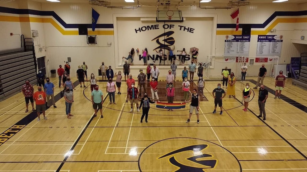 QEHSepsb's tweet image. Check out the Queen E staff decked out in bright colours and rainbows for Pride day this past Friday!  instagr.am/p/CPymNhgjvib/