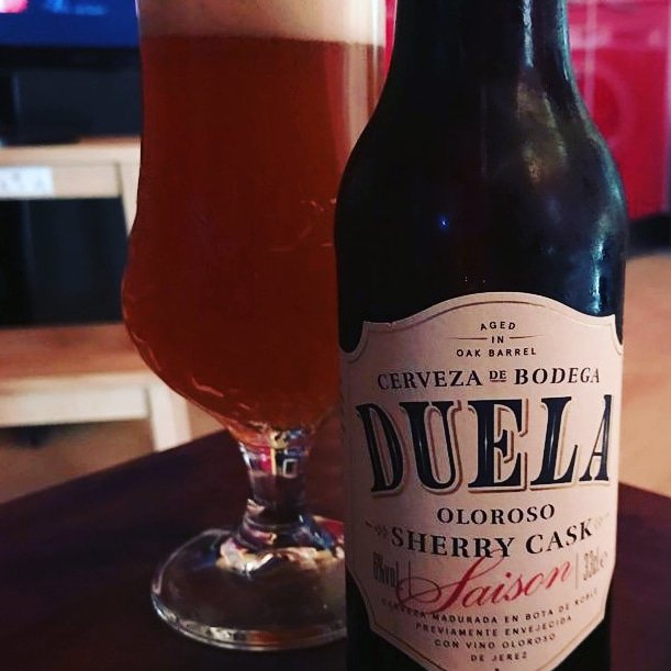 mimundodelvino's tweet photo. Buenas noches #winelovers Cerramos la semana con una #sherrybeer Duela Oloroso Sherry Cask Saison @sherrybeer_ cerveza de bodega elaborada con cinco tipos de malta, sin filtrar y sin aditivos adicionales! 🍻😋 #felizdomingo
#mimundodelvino #mmdv https://t.co/pMKOVtxhIP