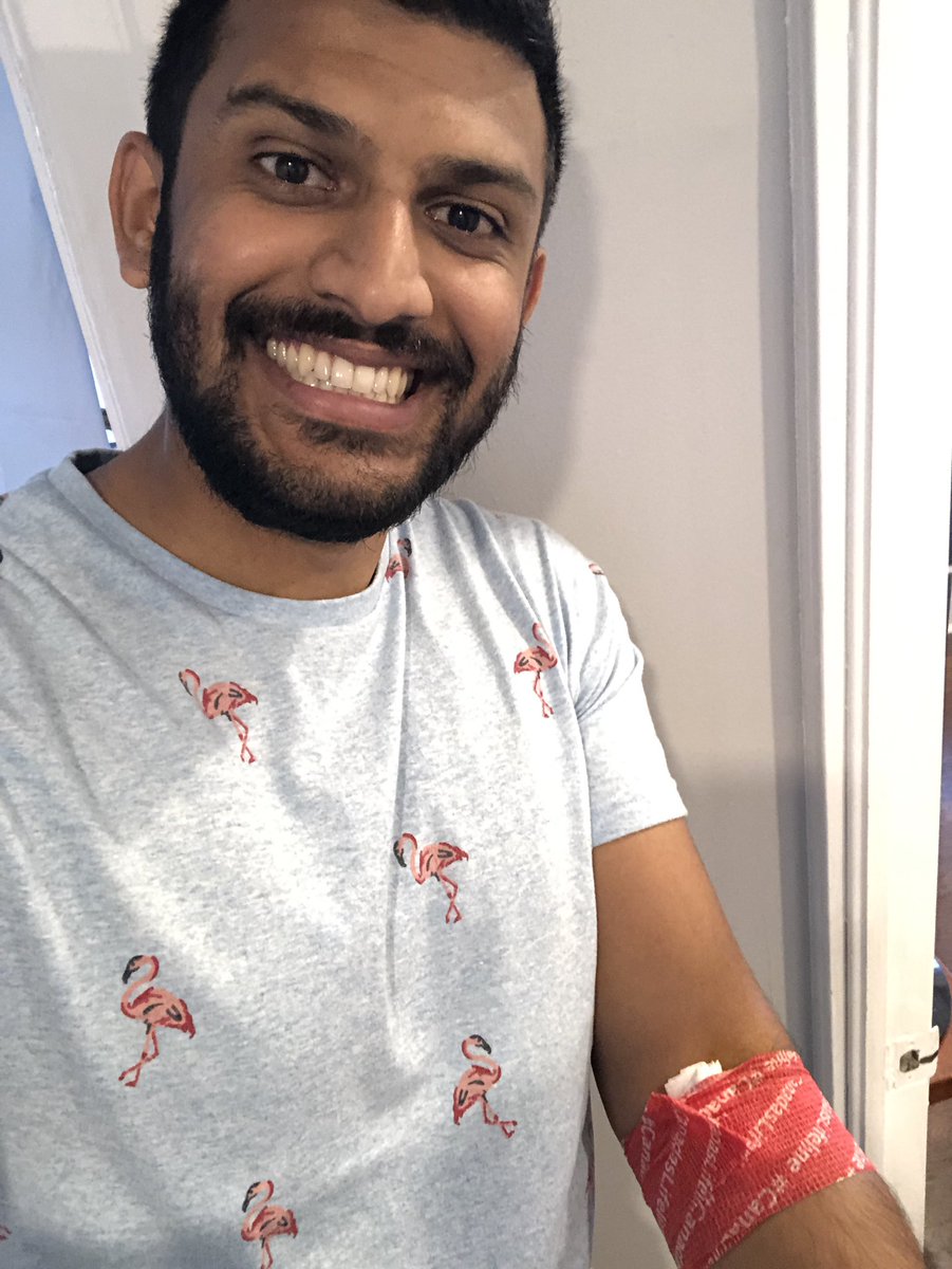 vikramhardatt's tweet photo. For my #100in1dayham intervention, I completed my 10th blood donation for @CanadasLifeline. I would like to invite @CycleHamilton @smirtitsch @tylerdavidmarr and Rachel Johnson to participate in this initiative! https://t.co/Y4GwMZ7PSj
